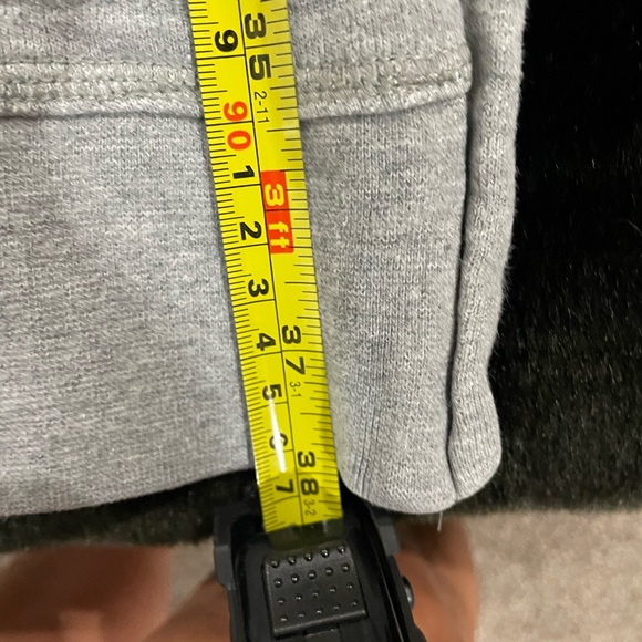 ✨EUC Nike Swoosh V442 Grey Heather Cuffed Zipper Jogger, Men’s Large - Picture 14 of 15